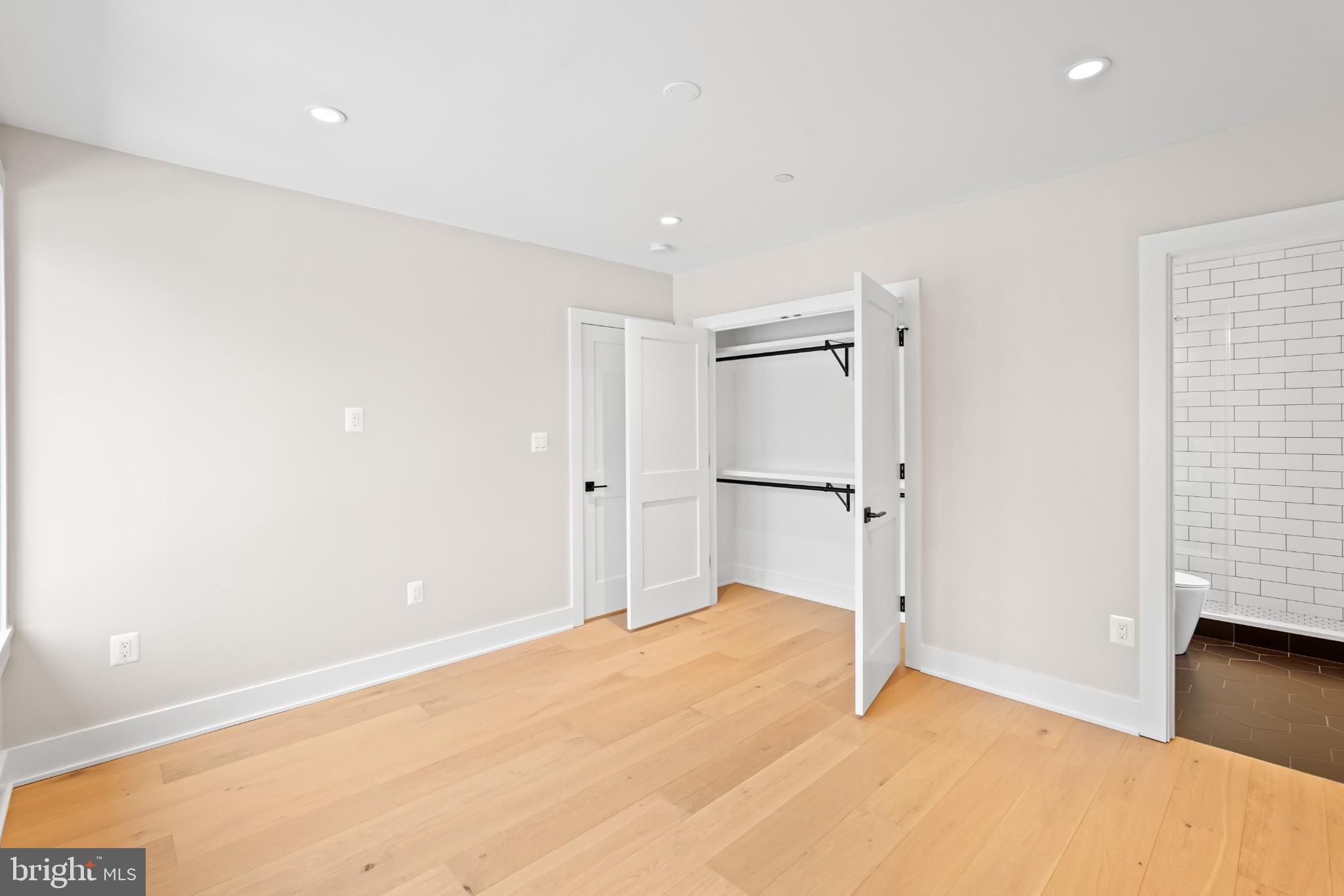 NORTH BETHESDA GROVE - Residential