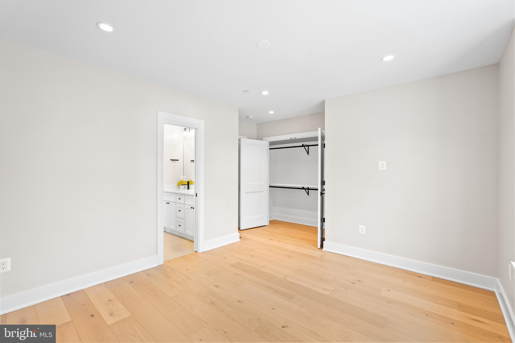 NORTH BETHESDA GROVE - Residential