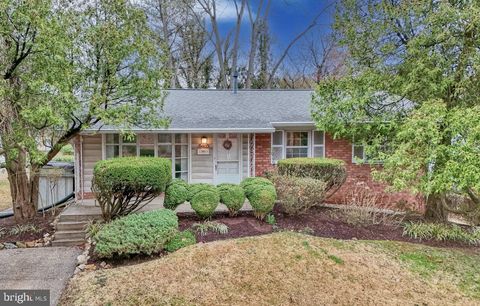 Homes For Sale - 9403 Avenel Road<br/> SILVER SPRING, MD 20903