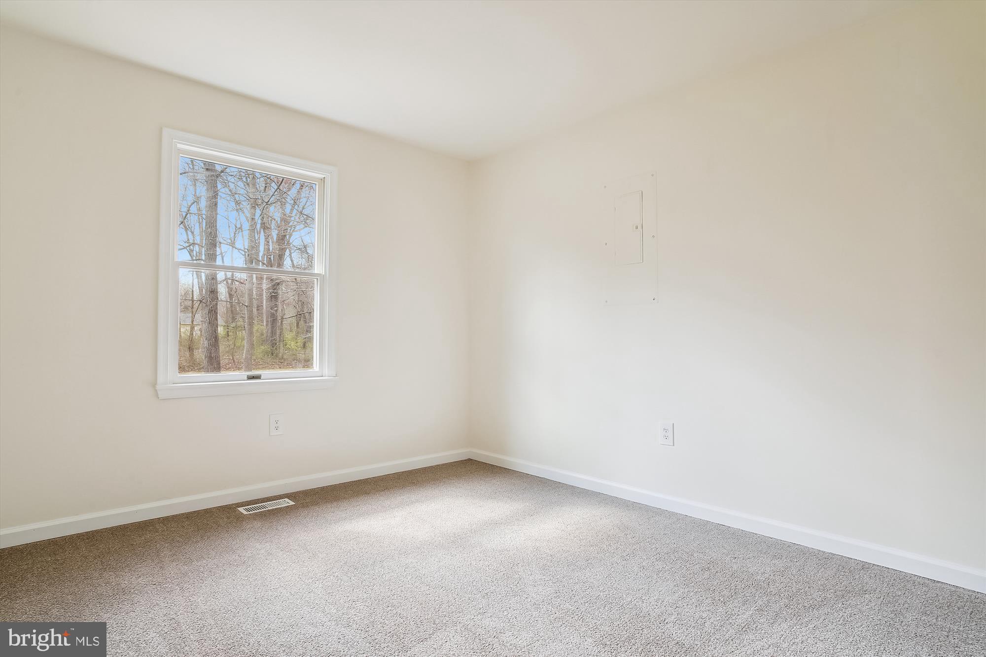 CHESAPEAKE LANDING - Residential