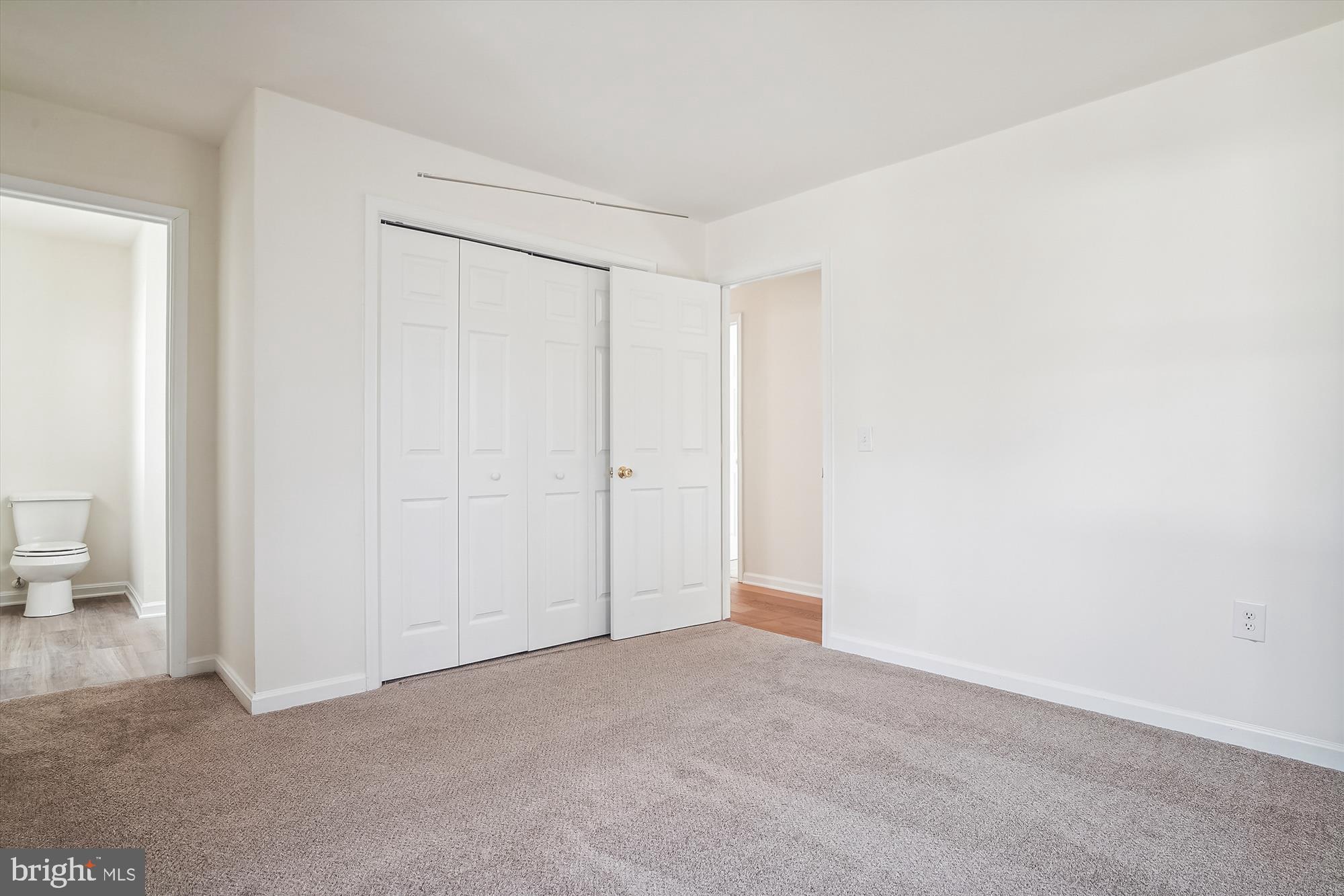 CHESAPEAKE LANDING - Residential