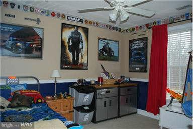 THREE CREEKS - Residential