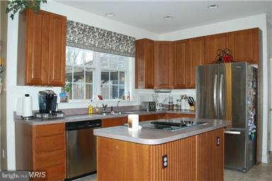 THREE CREEKS - Residential