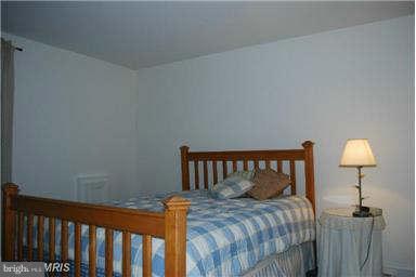 THREE CREEKS - Residential