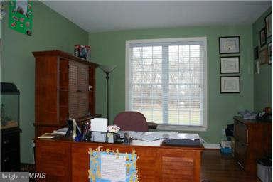 THREE CREEKS - Residential