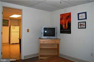 THREE CREEKS - Residential