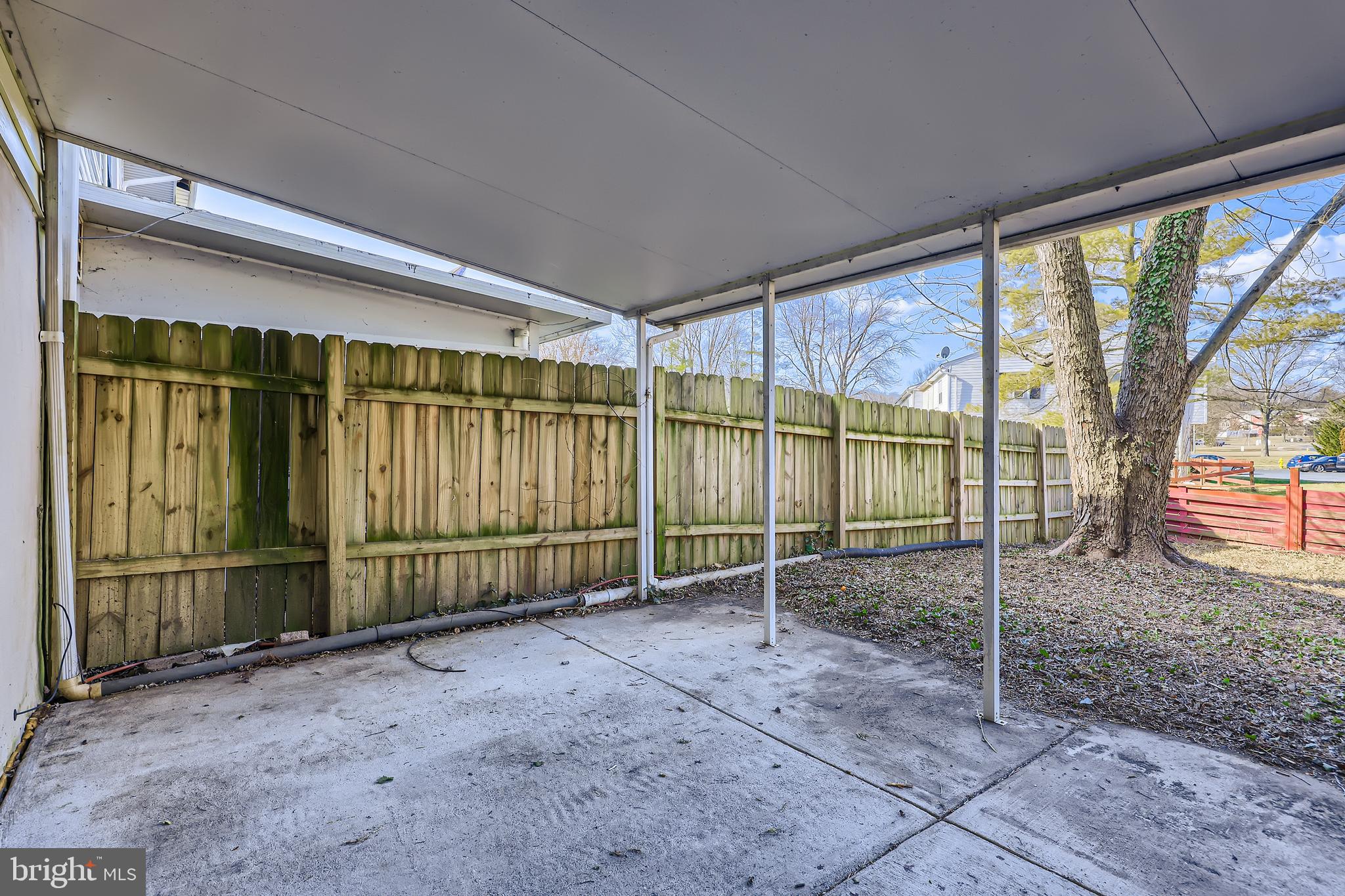 HARFORD SQUARE - Residential