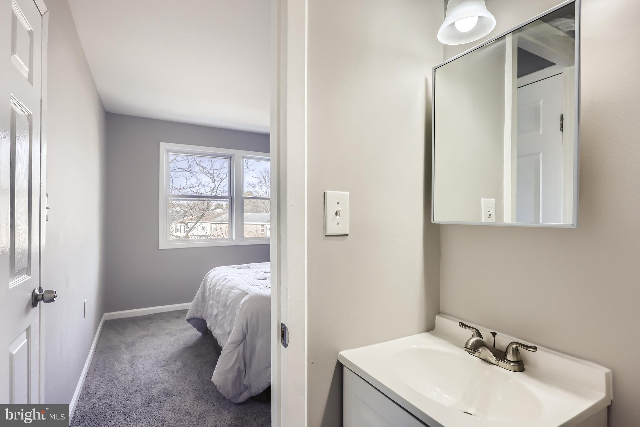 HARFORD SQUARE - Residential