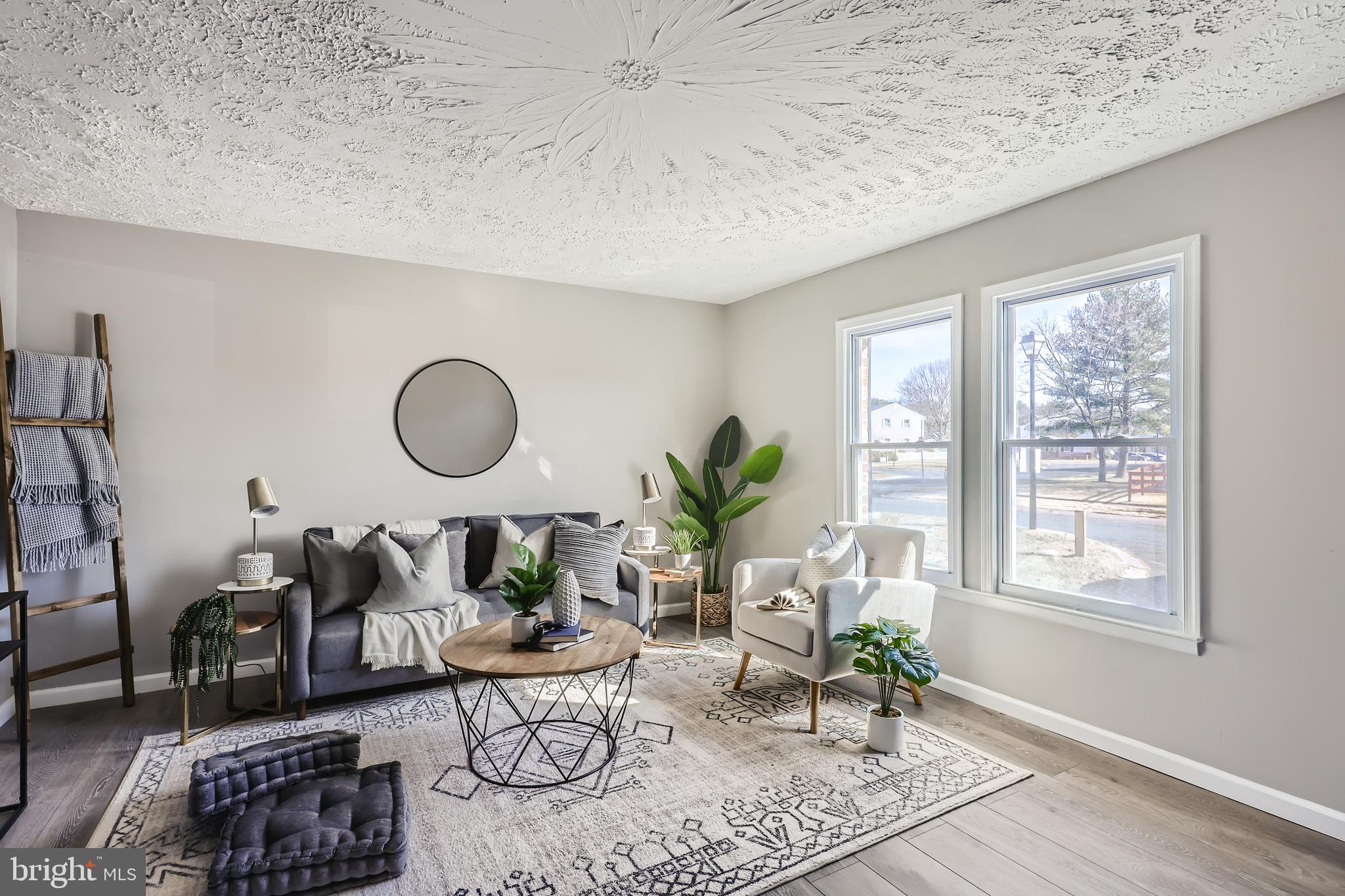 HARFORD SQUARE - Residential