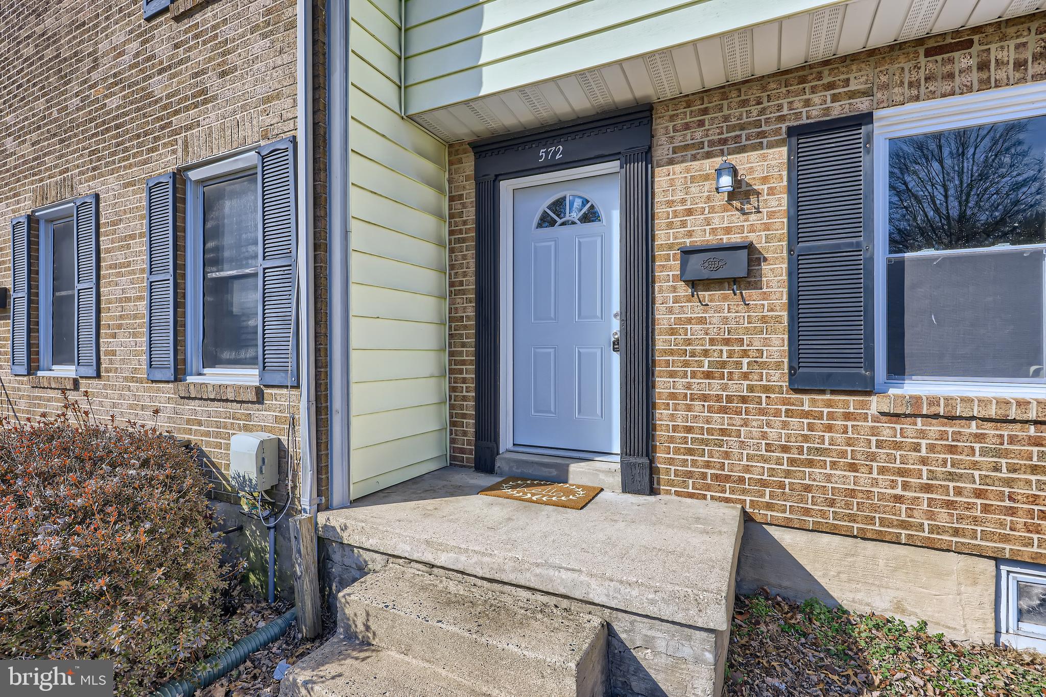 HARFORD SQUARE - Residential