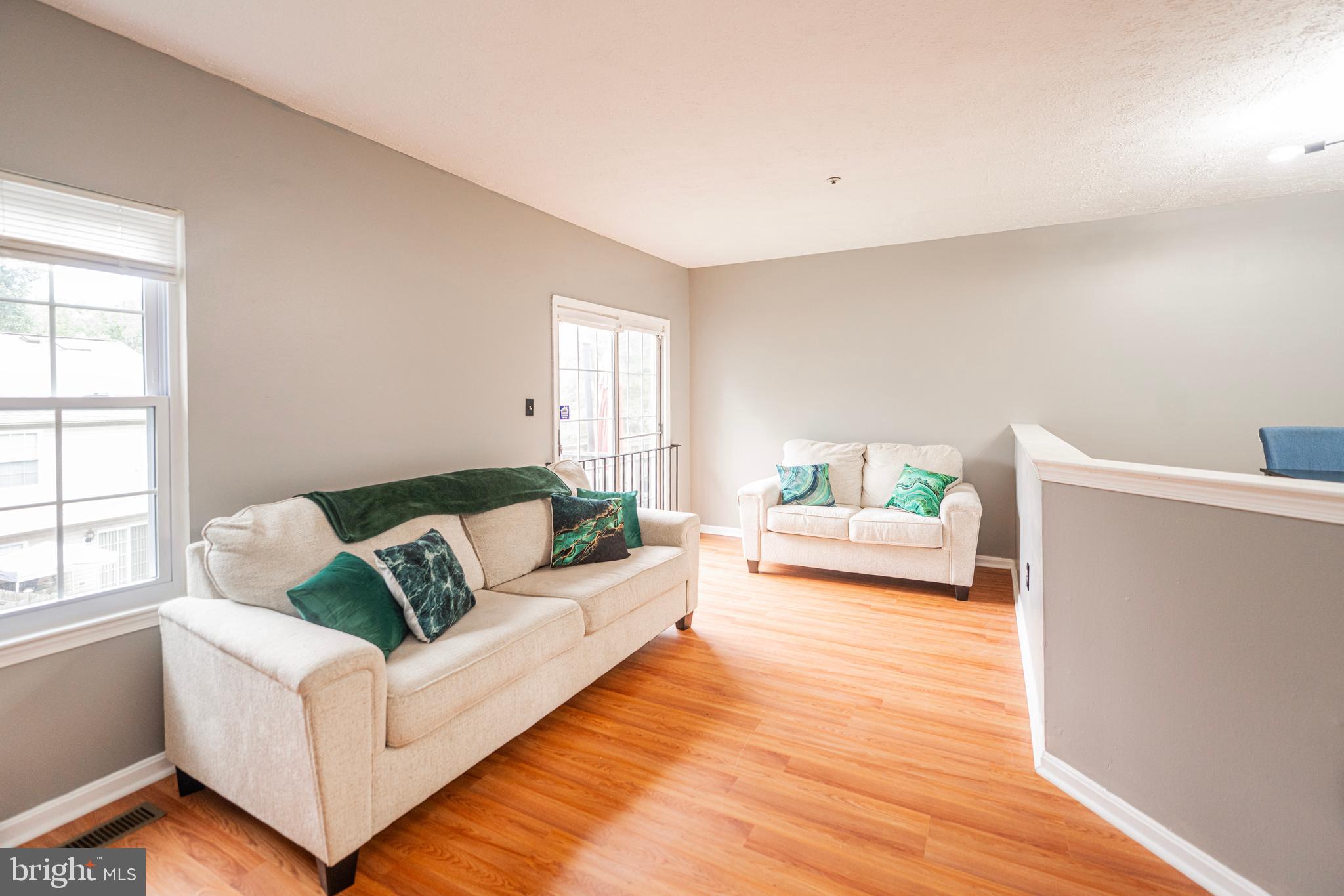 CAPITAL VIEW TOWNHOUSES - Residential