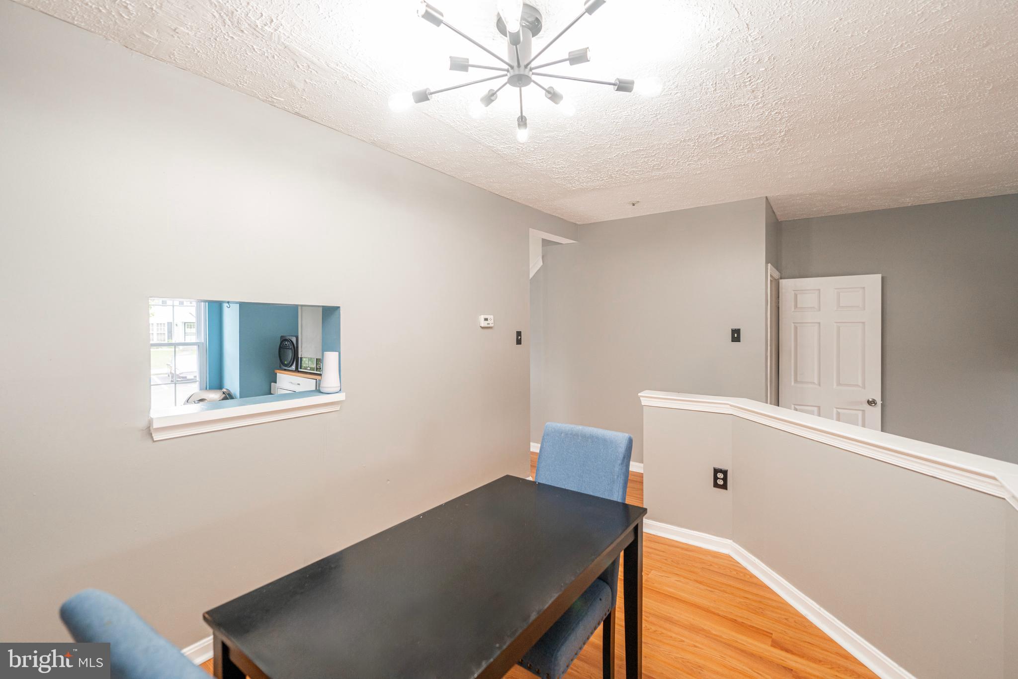 CAPITAL VIEW TOWNHOUSES - Residential