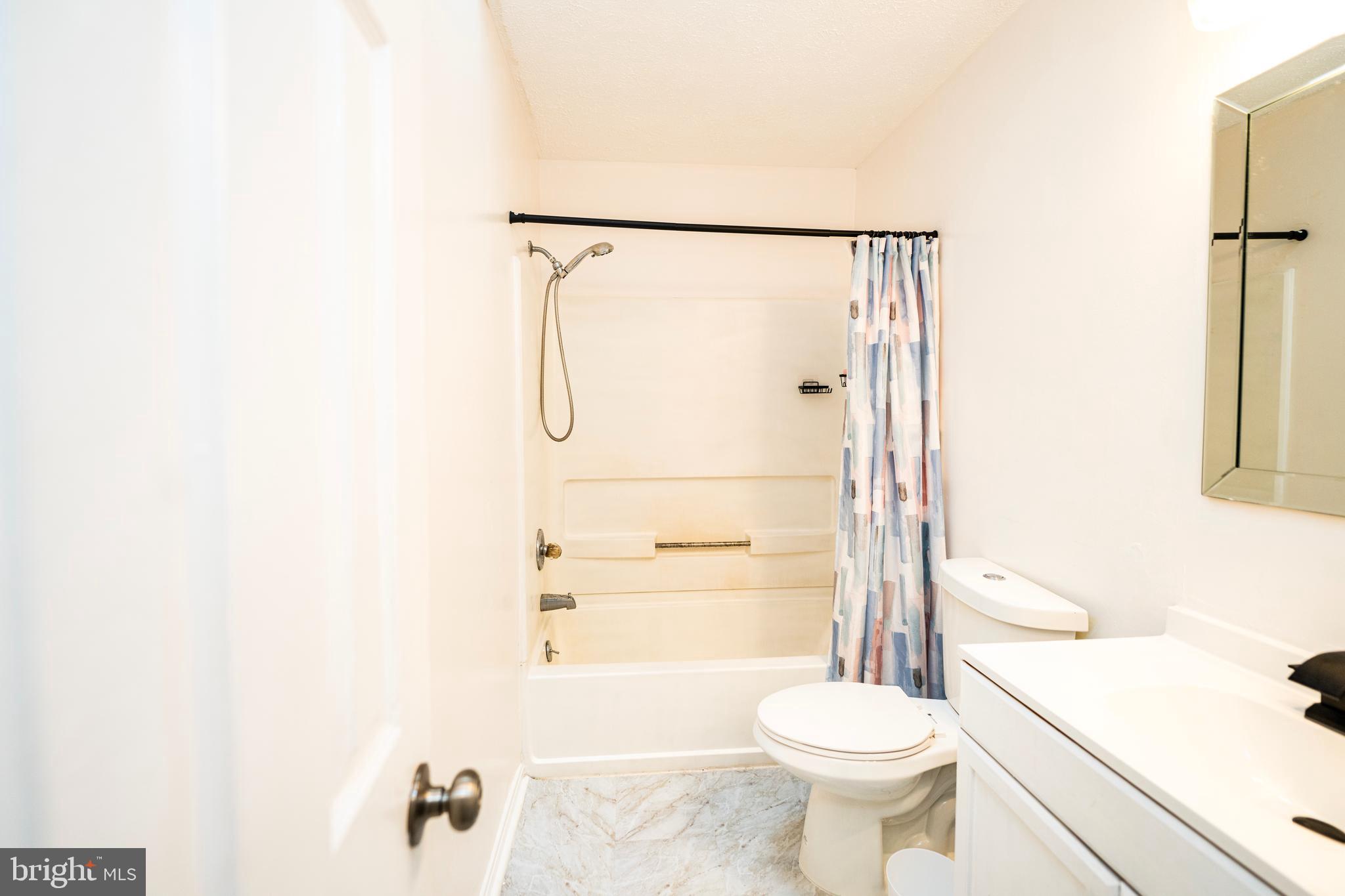 CAPITAL VIEW TOWNHOUSES - Residential