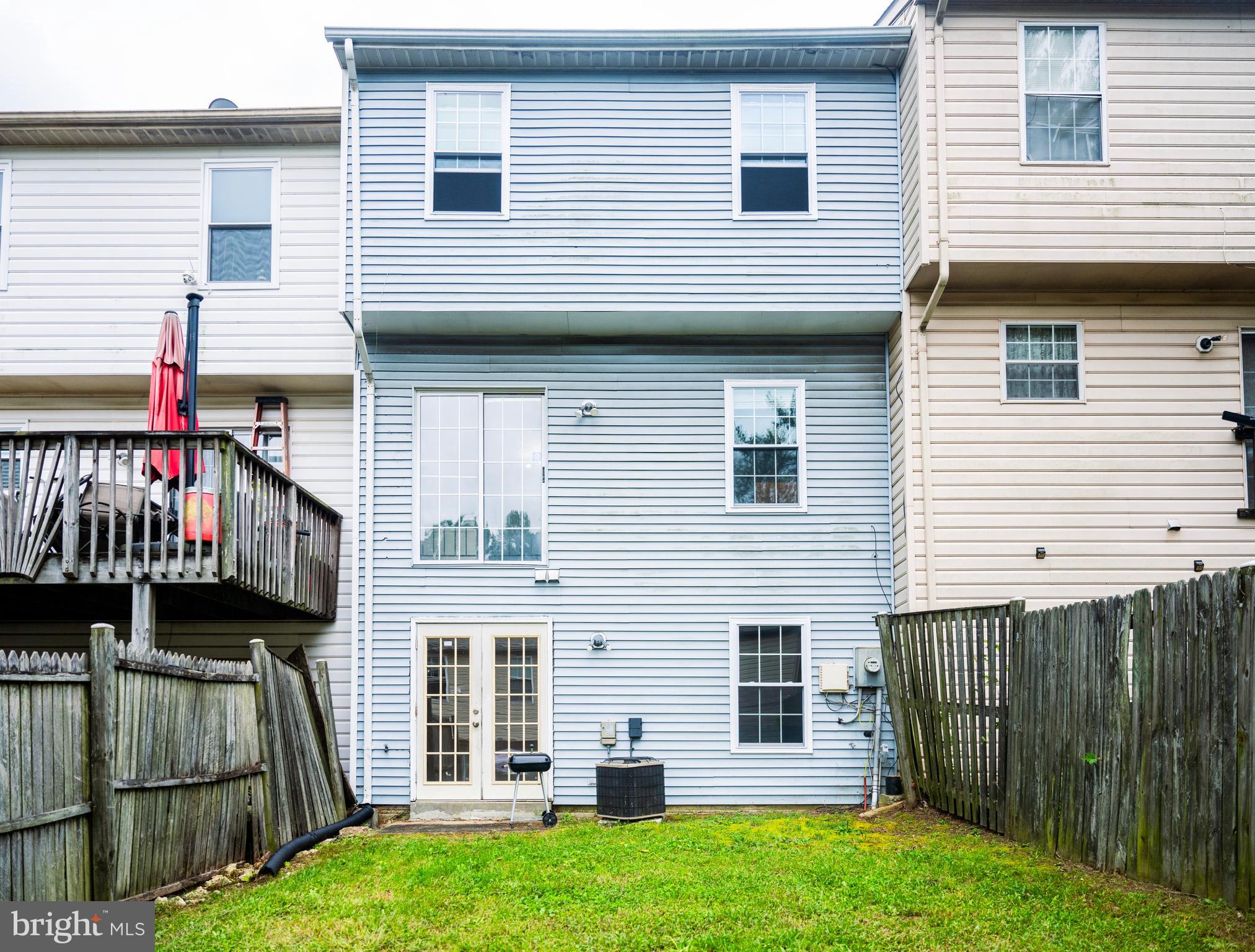 CAPITAL VIEW TOWNHOUSES - Residential