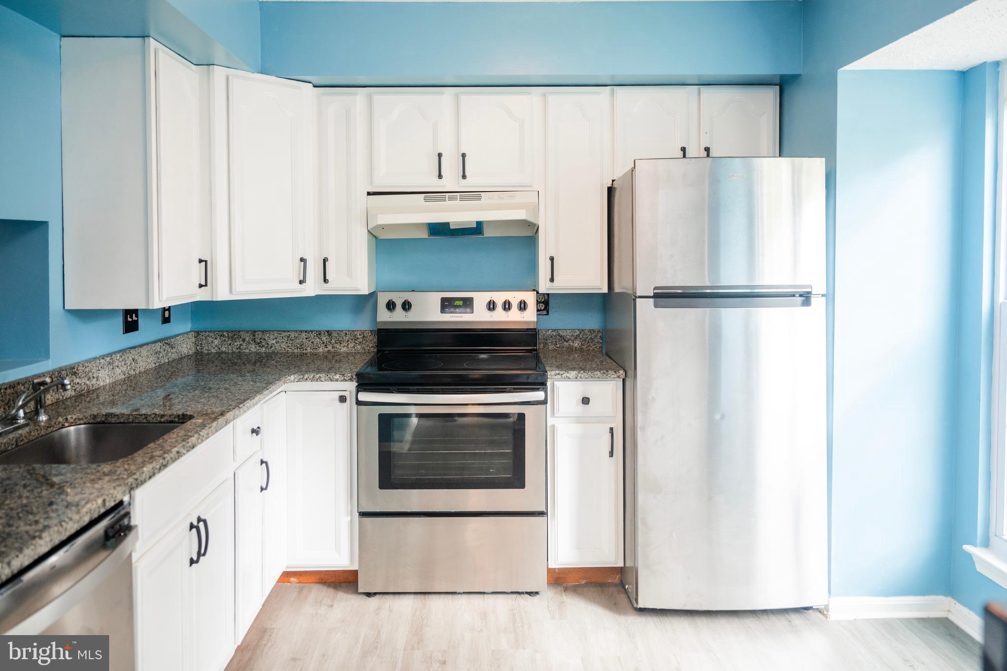 CAPITAL VIEW TOWNHOUSES - Residential