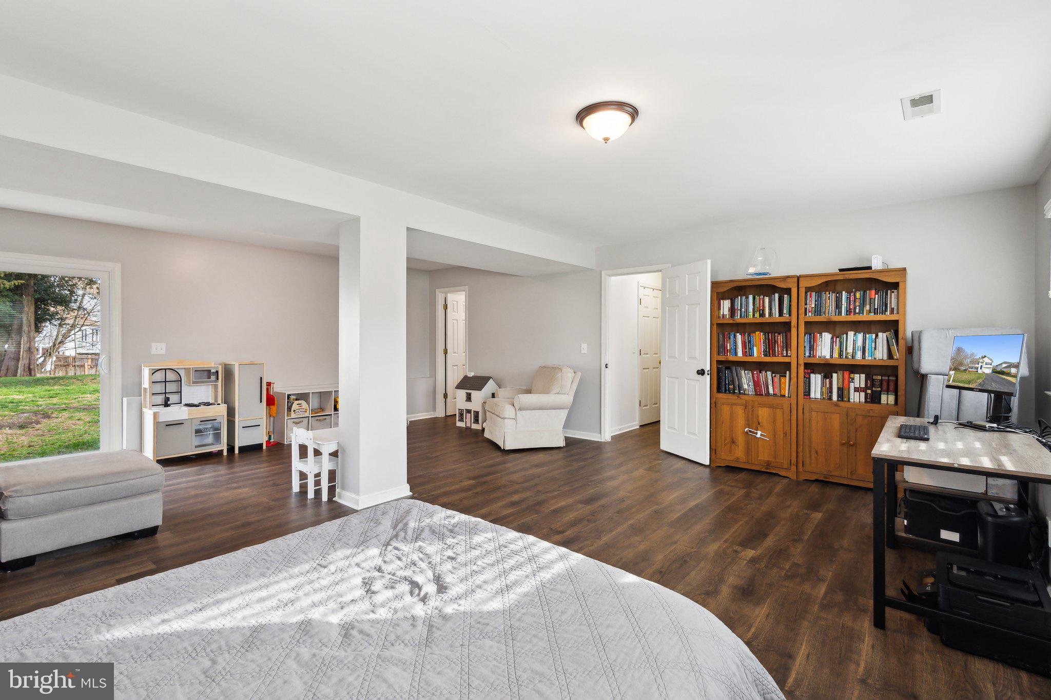 SMOKETREE - Residential