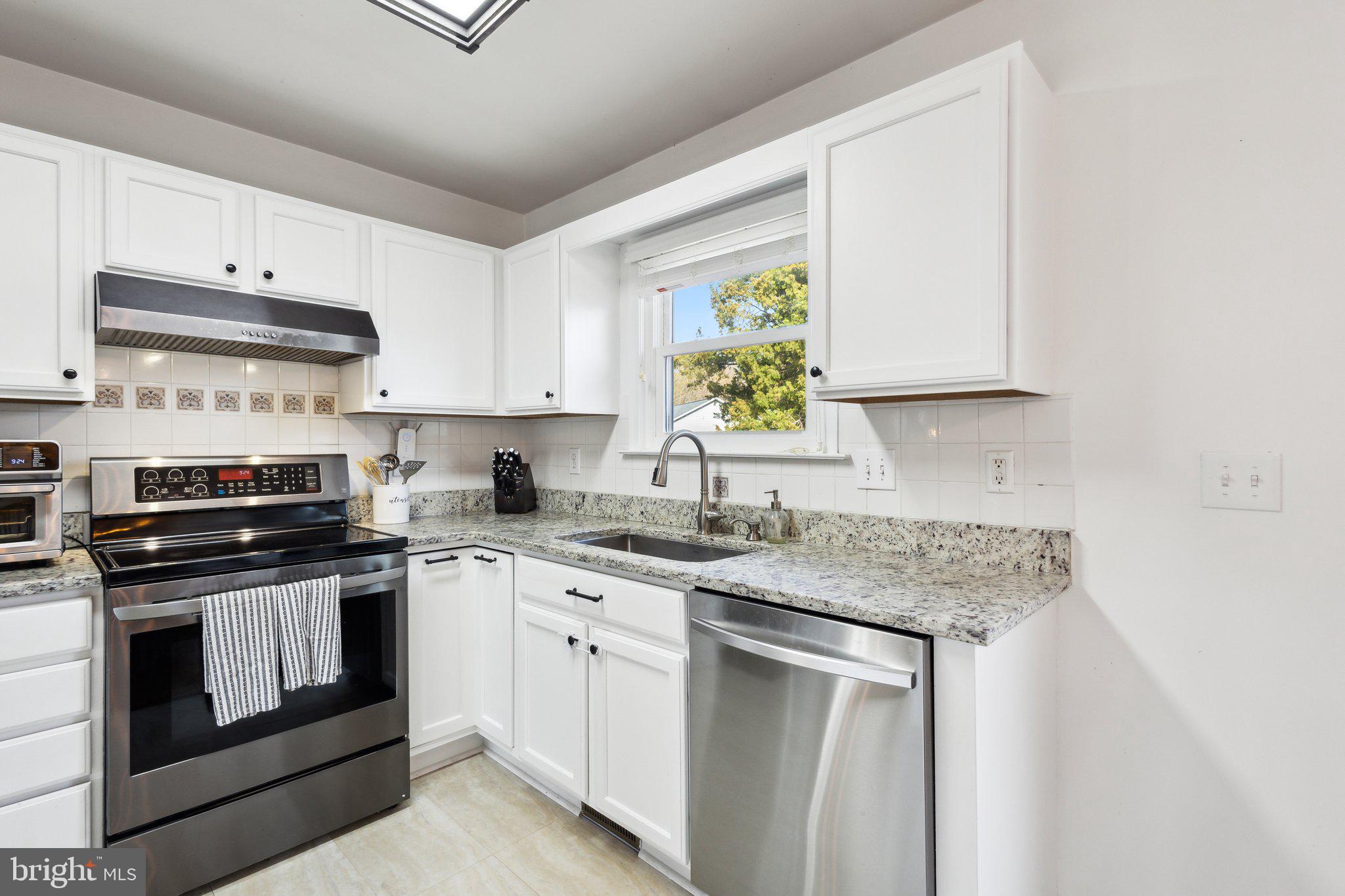 SMOKETREE - Residential