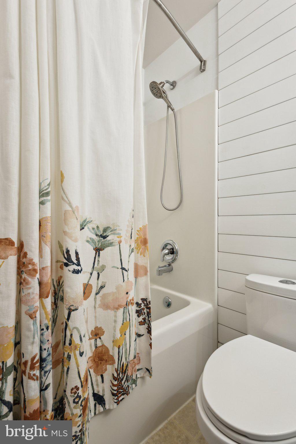 SMOKETREE - Residential