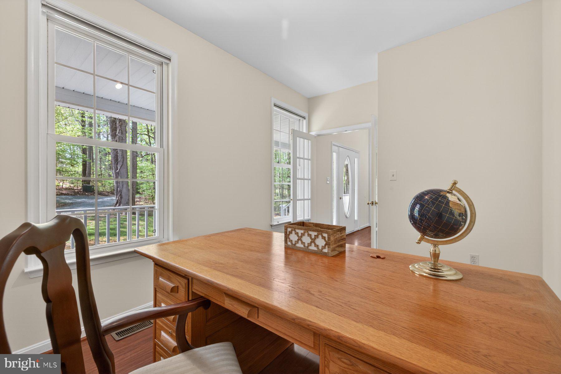 VICTORIA STATION - Residential