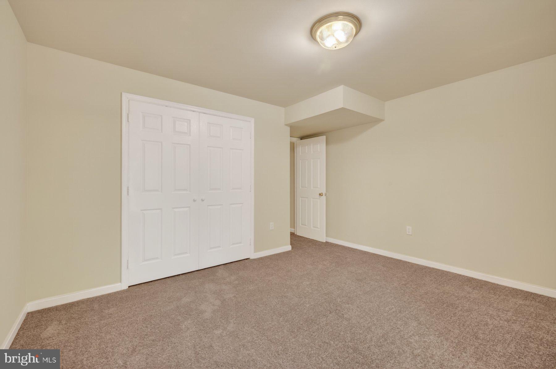 VICTORIA STATION - Residential