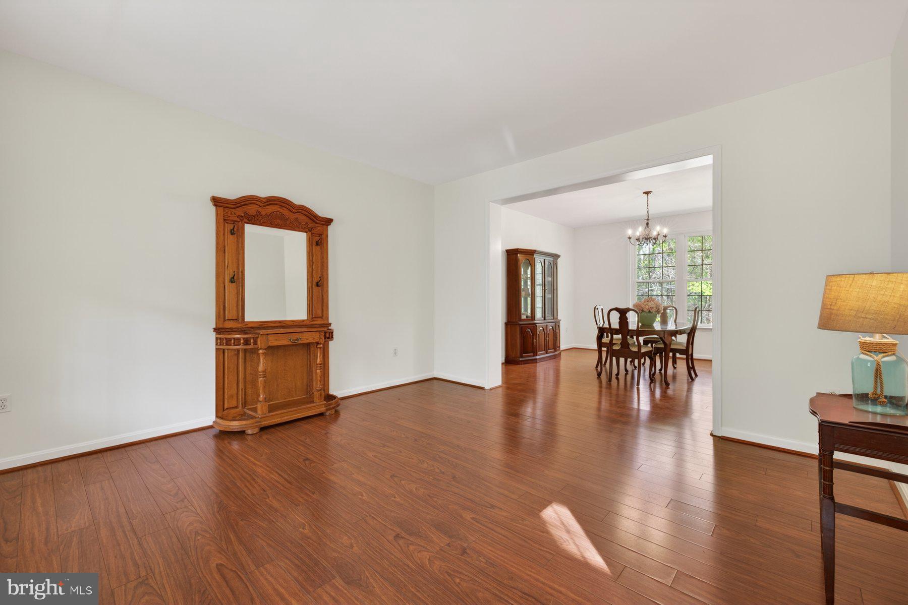 VICTORIA STATION - Residential