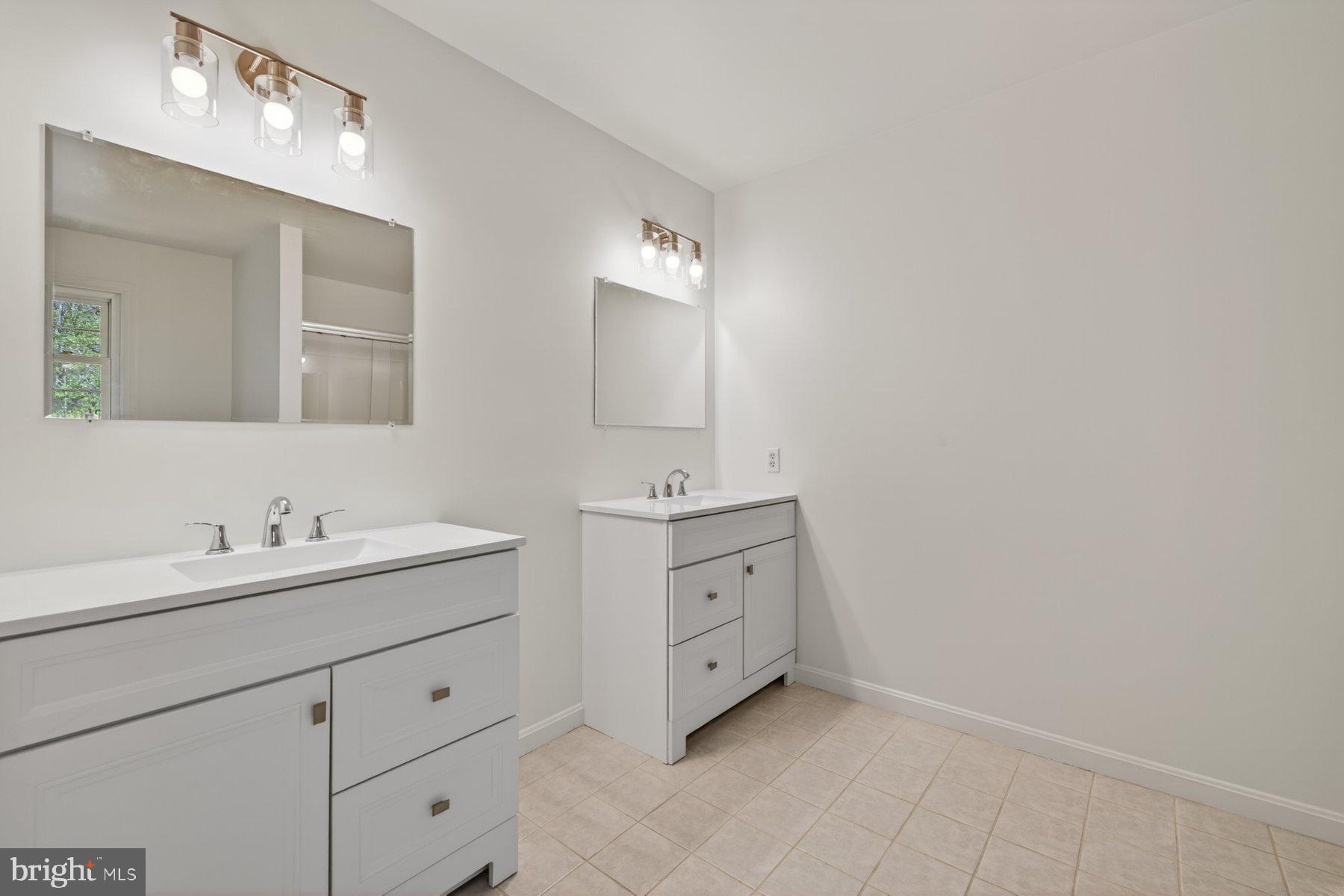 VICTORIA STATION - Residential