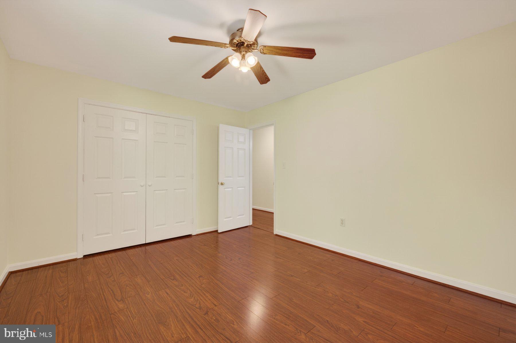 VICTORIA STATION - Residential