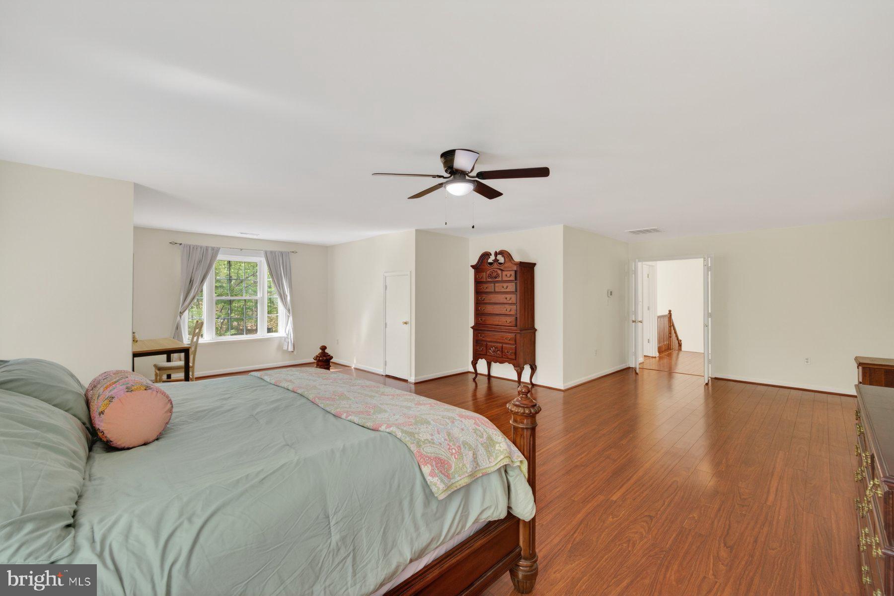 VICTORIA STATION - Residential