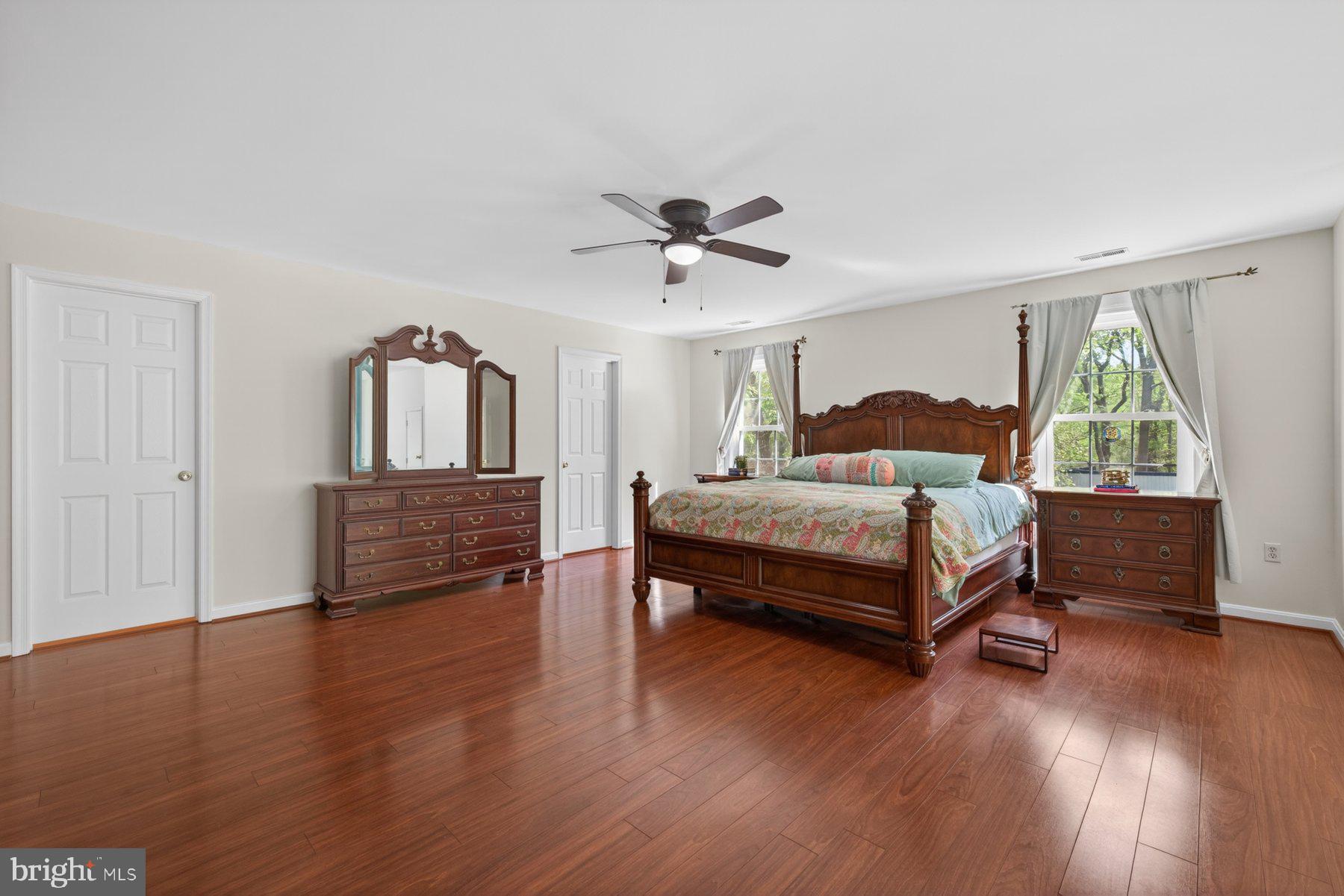 VICTORIA STATION - Residential