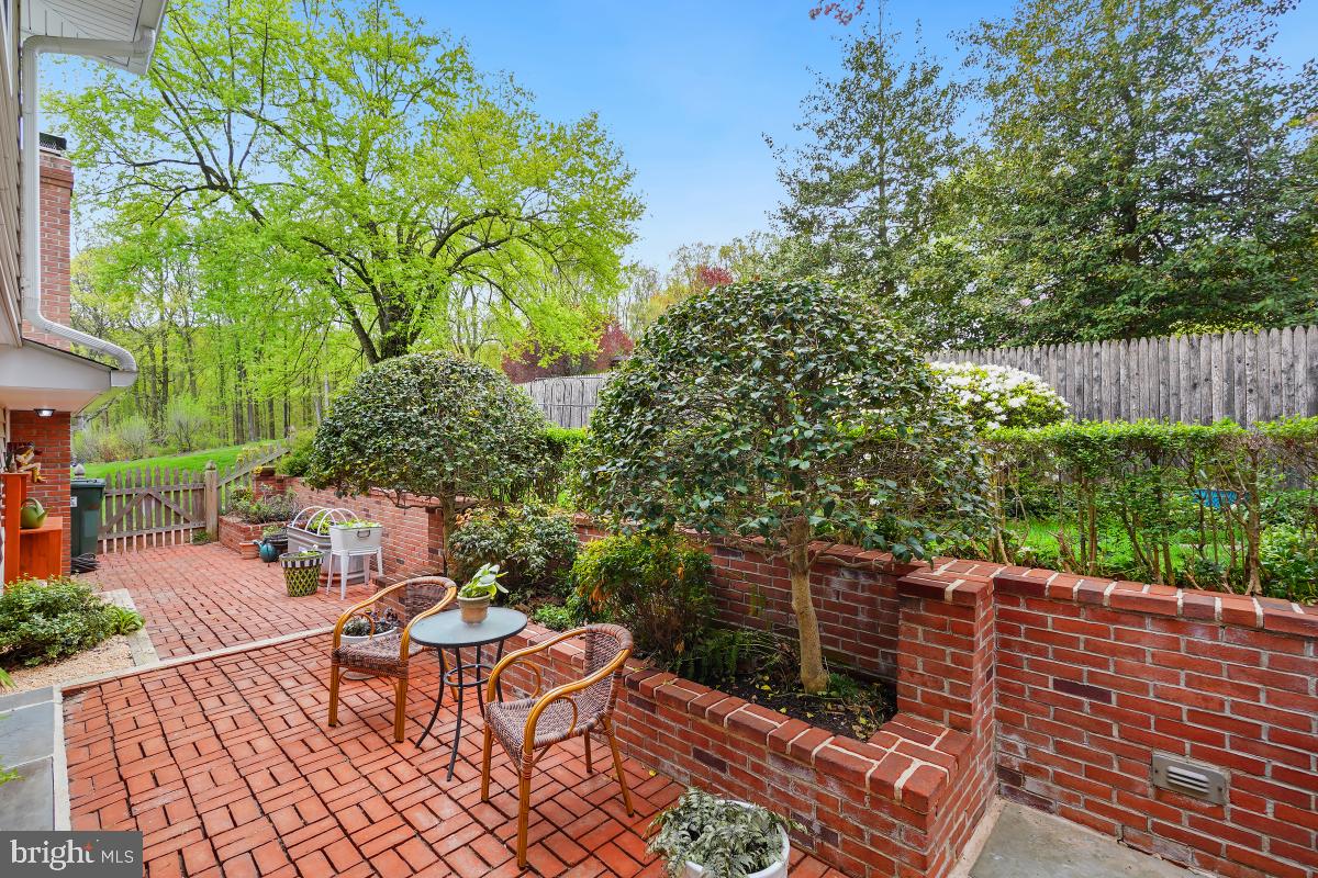 EASTVIEW - Residential