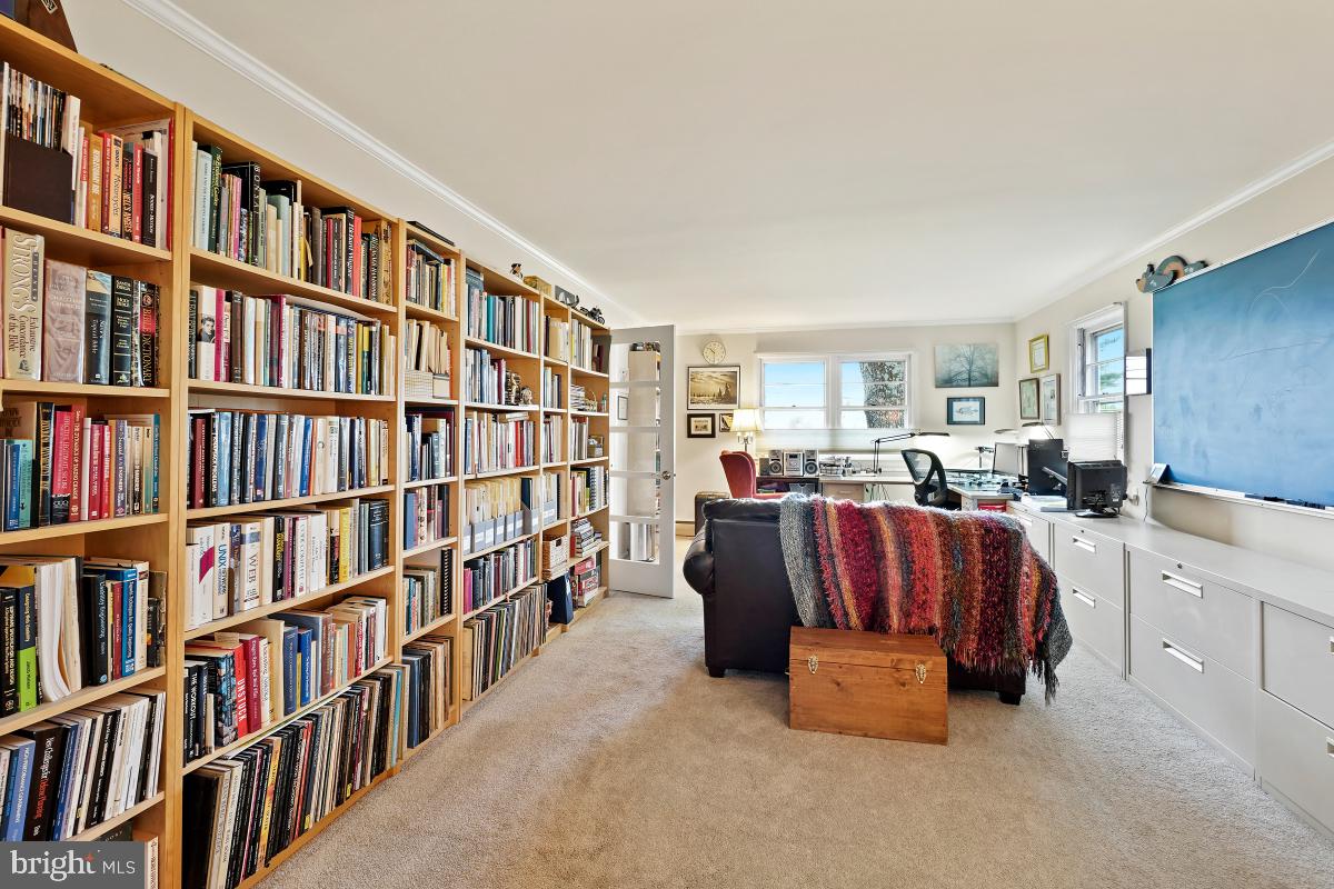 EASTVIEW - Residential