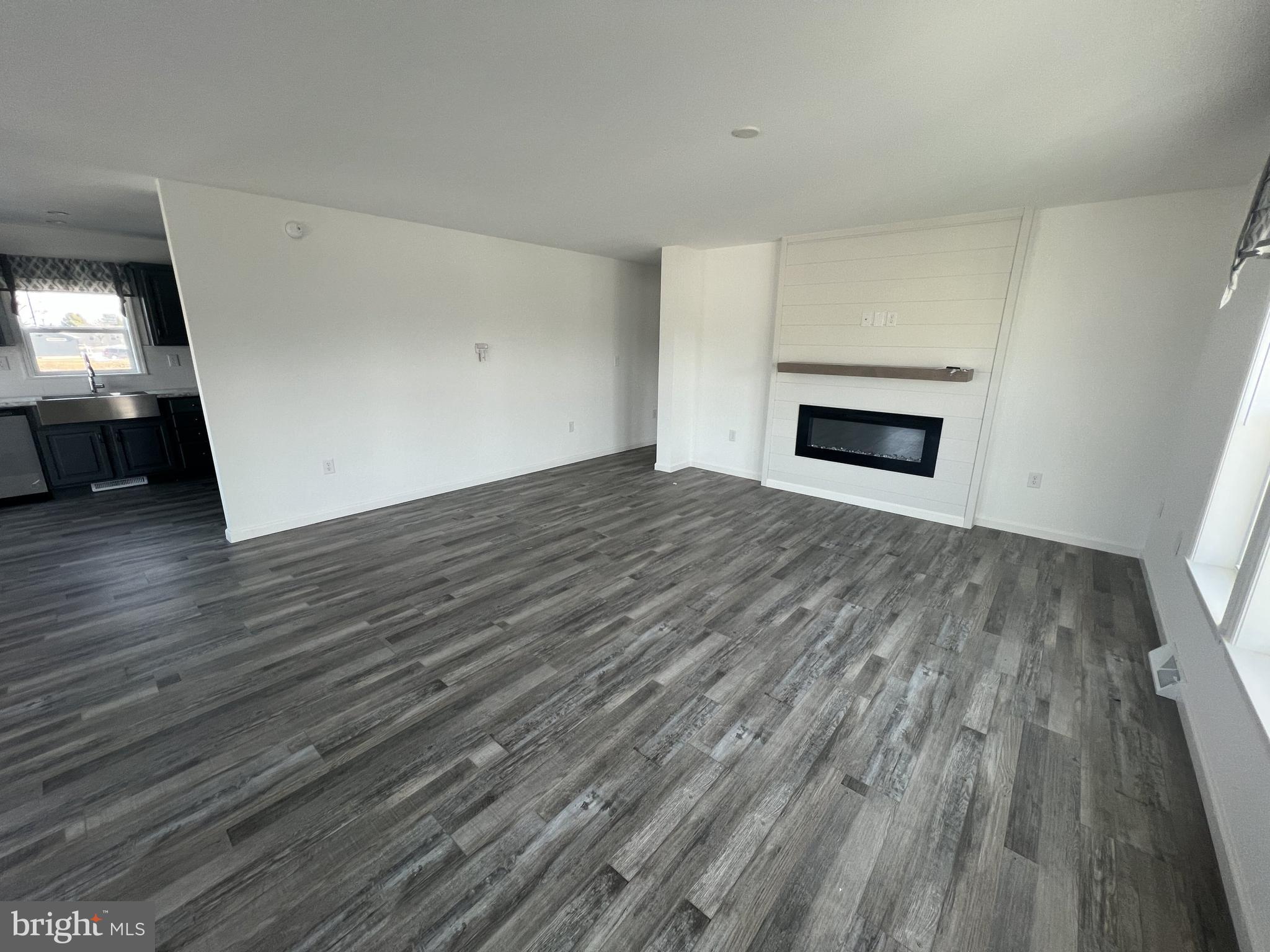 BLUE BELL MOBILE HOME PARK - Residential