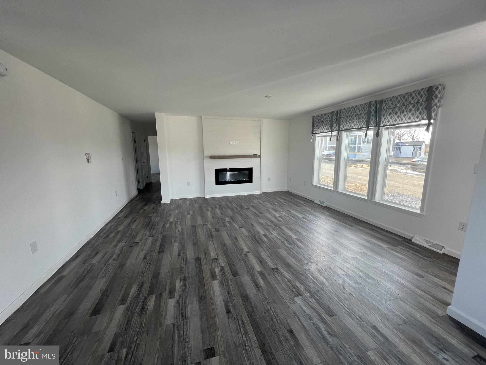 BLUE BELL MOBILE HOME PARK - Residential