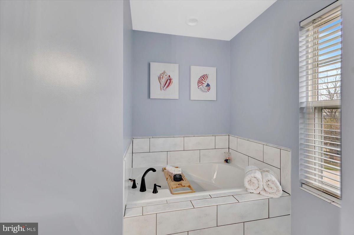 DIAMOND HILLS - Residential