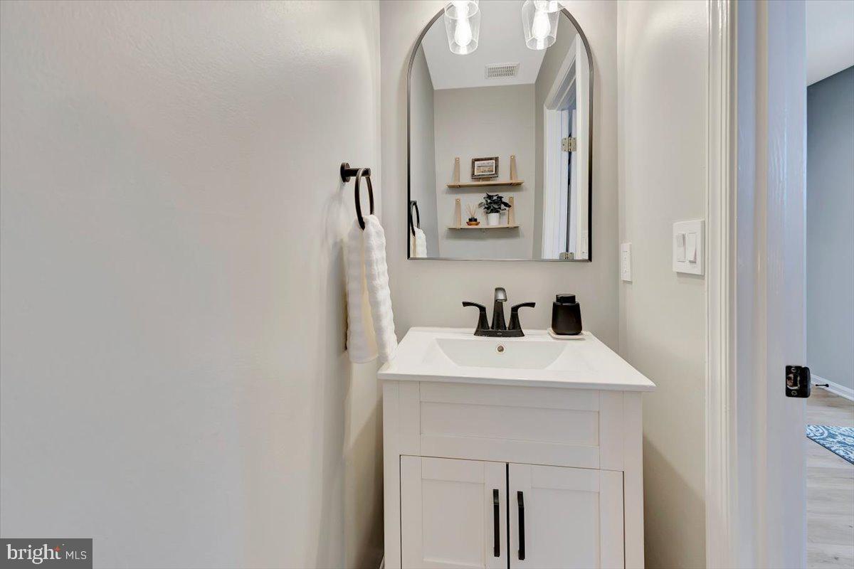 DIAMOND HILLS - Residential