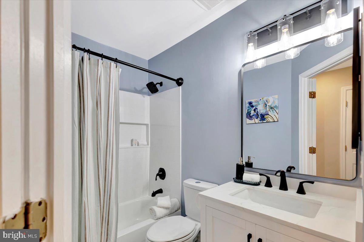 DIAMOND HILLS - Residential