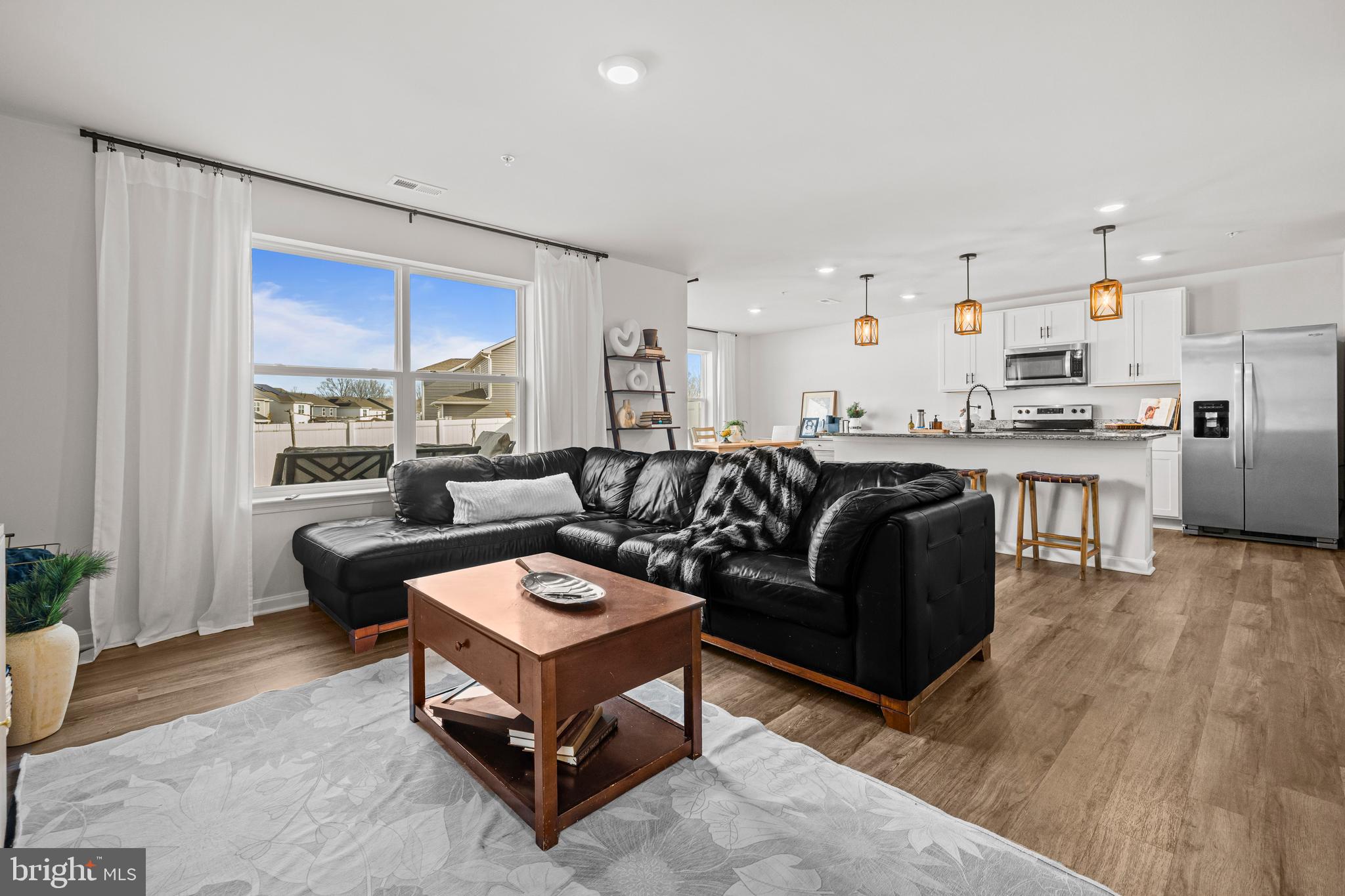 PINEGROVE - Residential