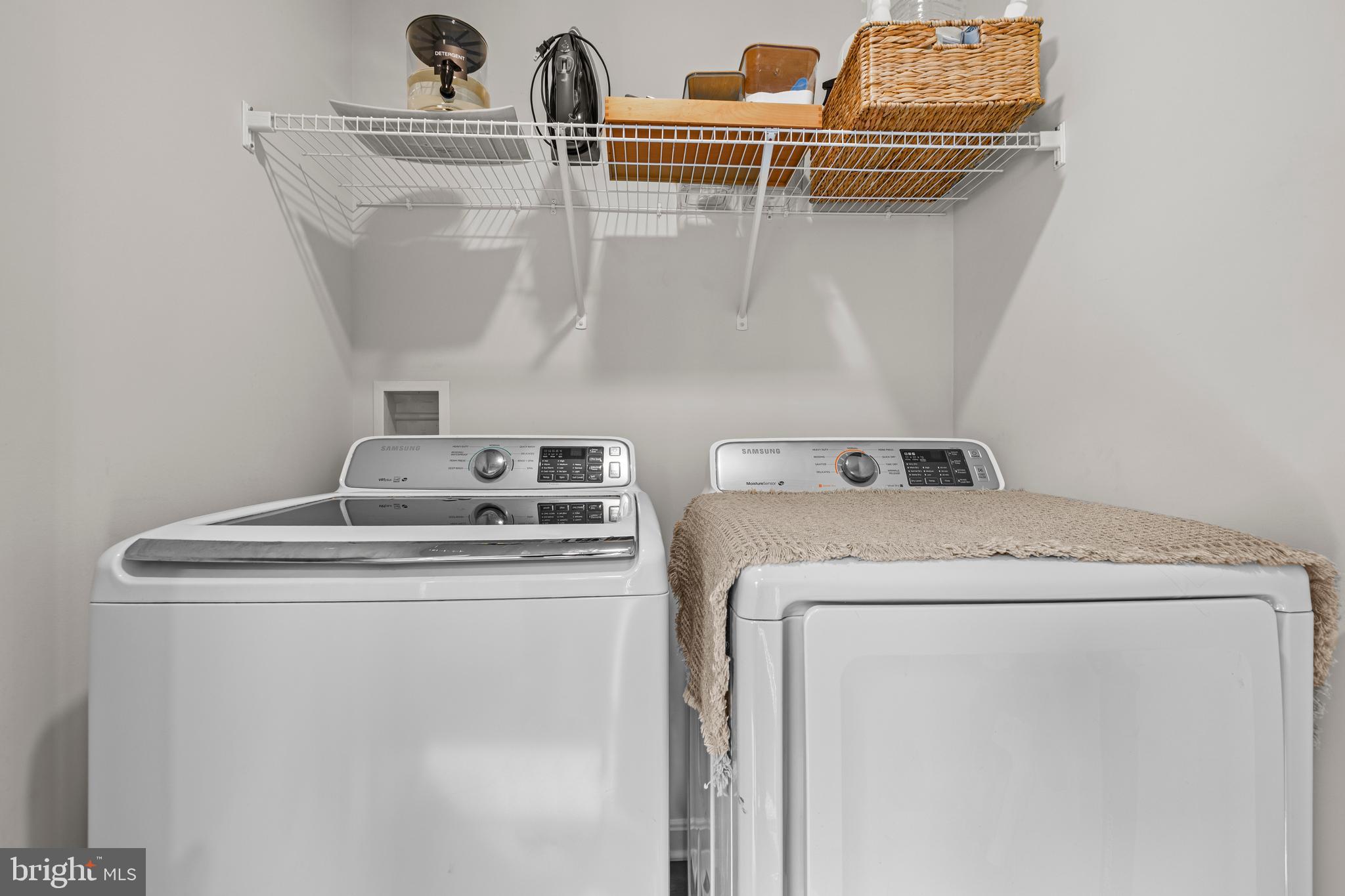 PINEGROVE - Residential