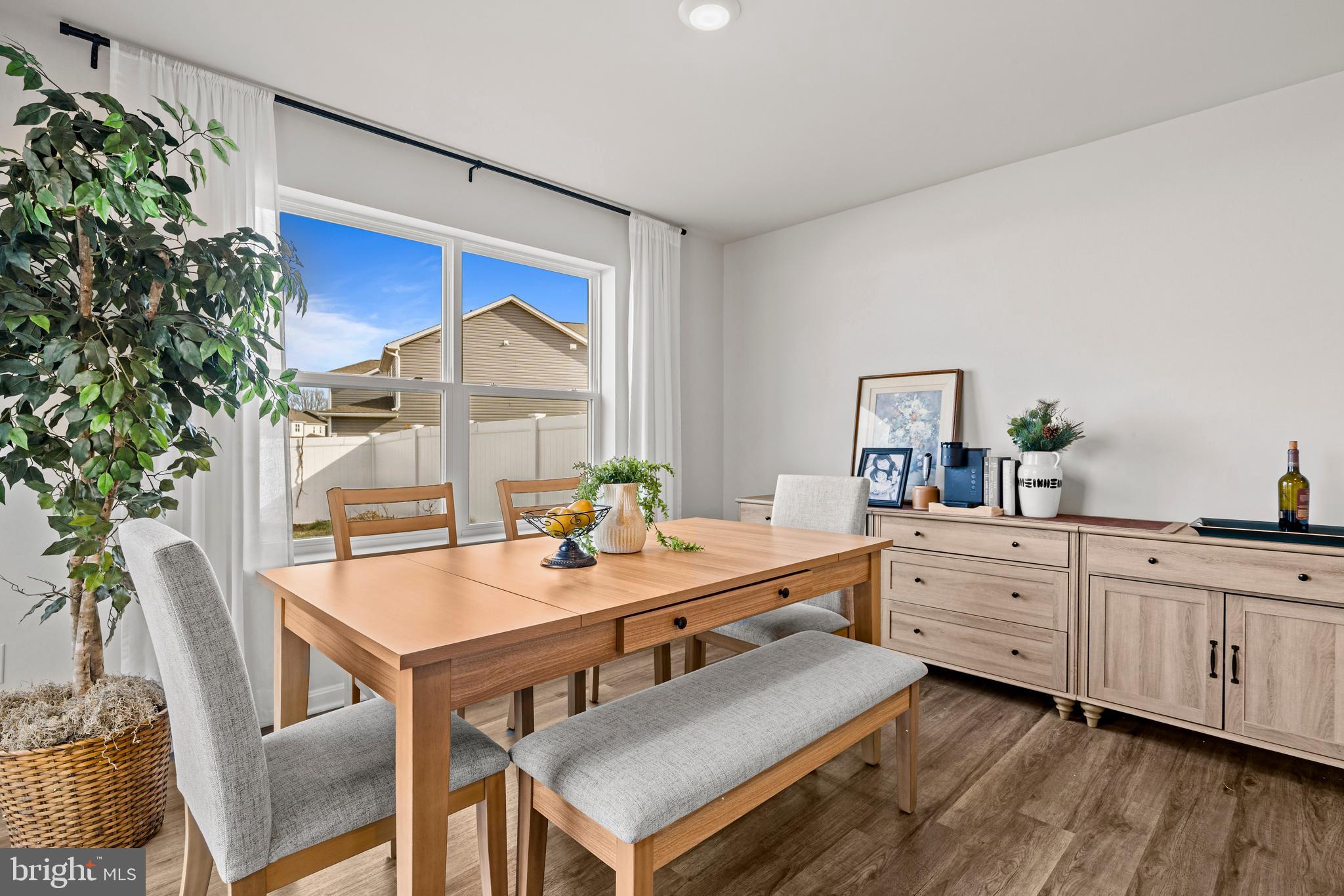 PINEGROVE - Residential