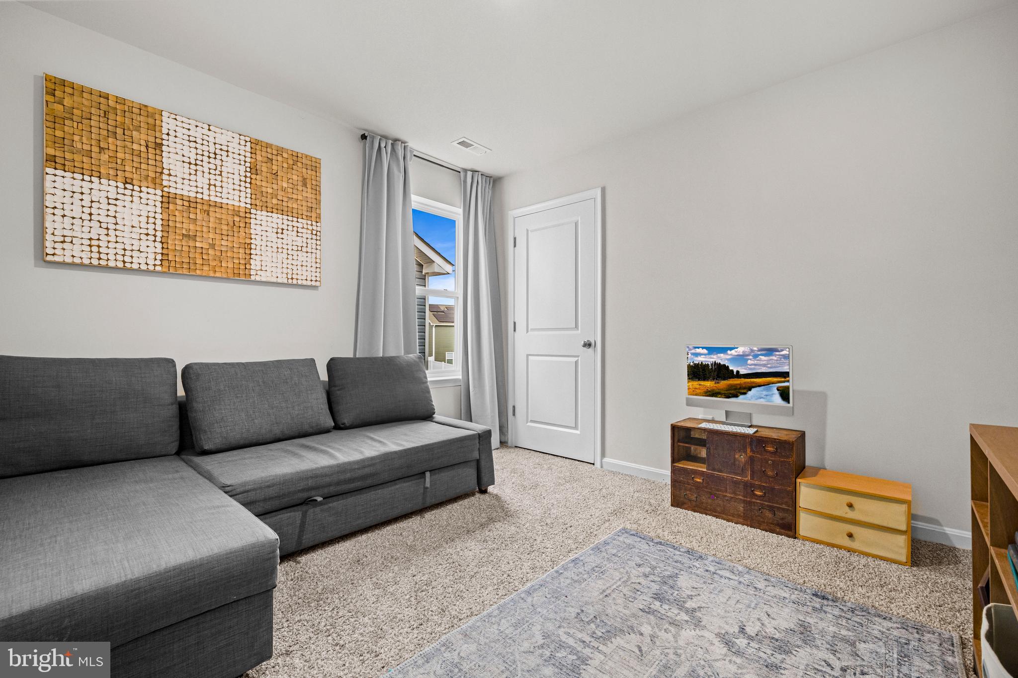 PINEGROVE - Residential