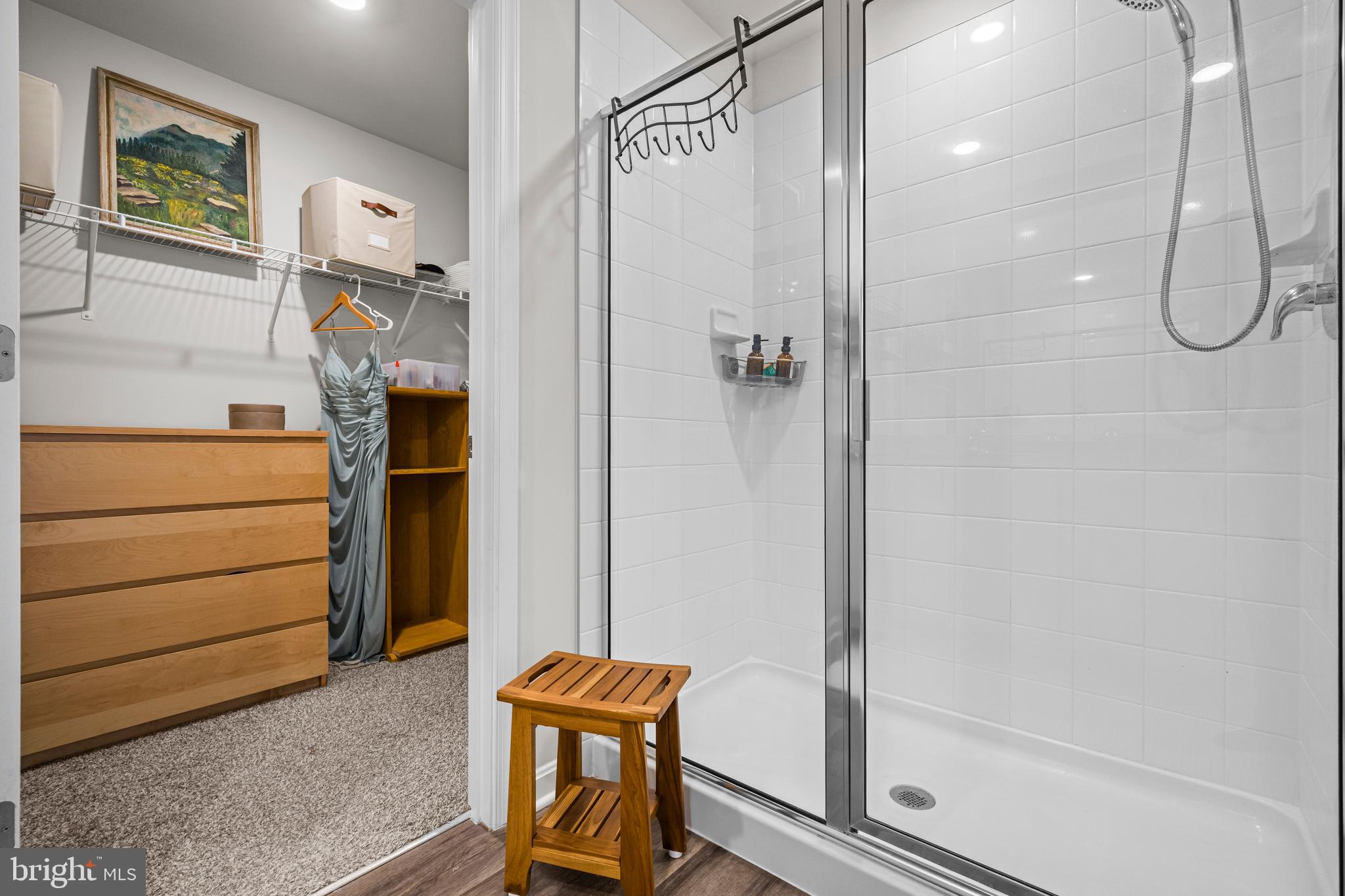 PINEGROVE - Residential