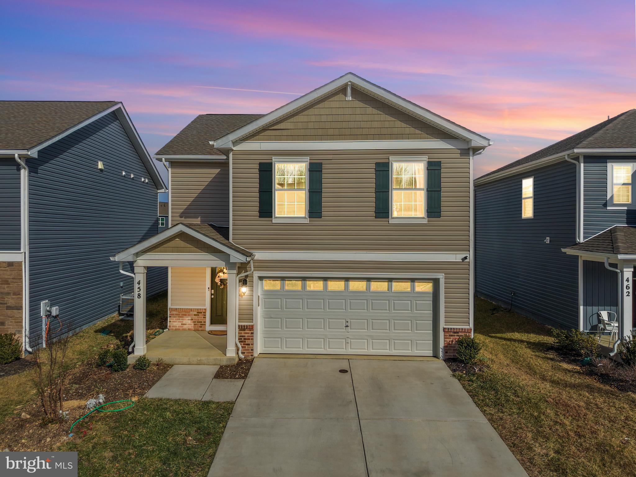 PINEGROVE - Residential