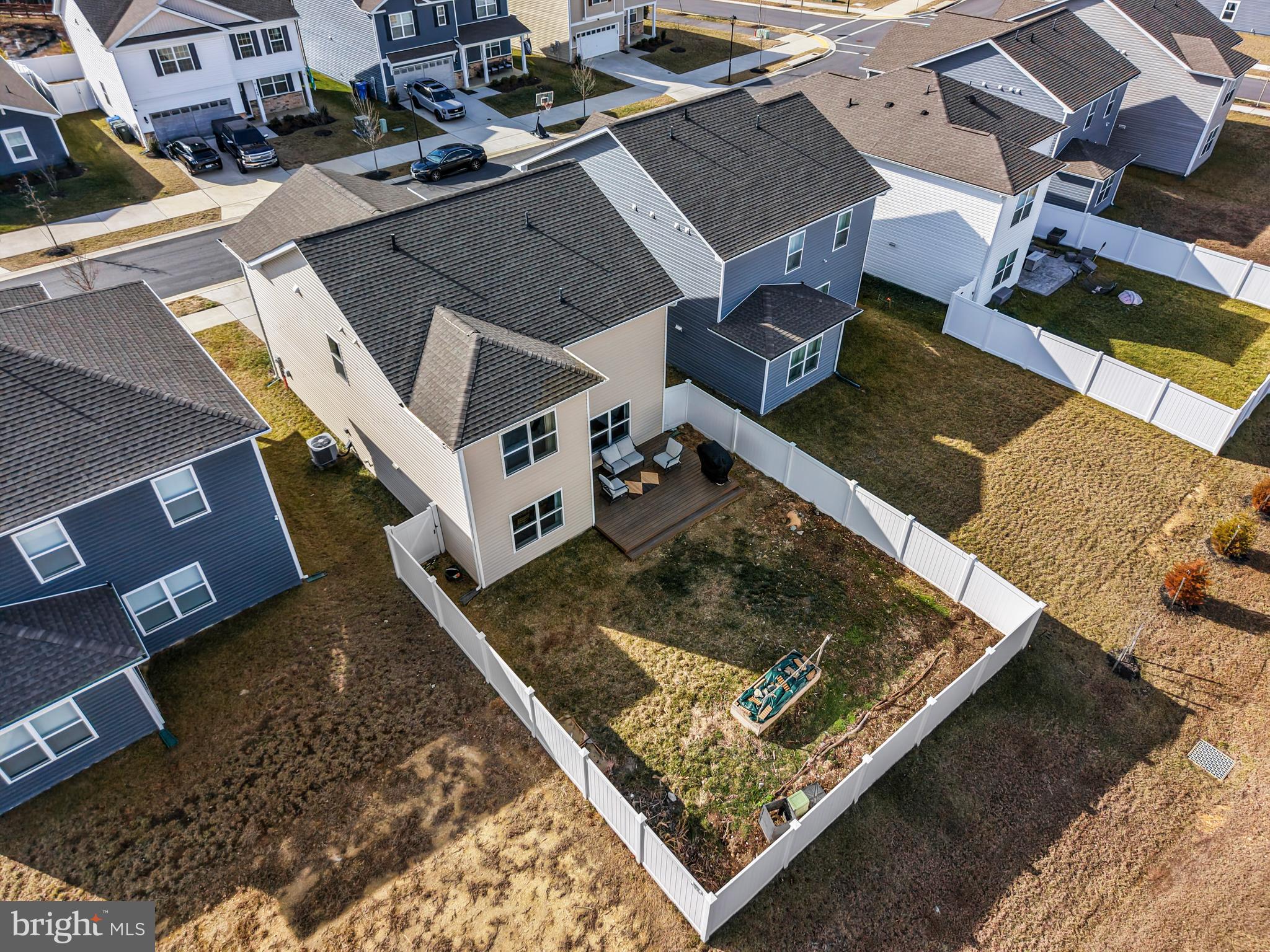 PINEGROVE - Residential