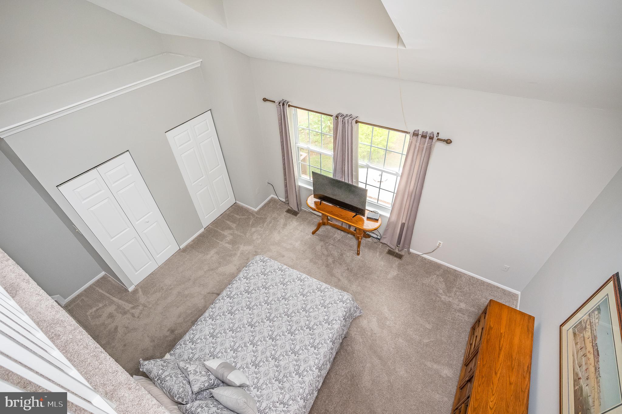 VALLEY CROSSING - Residential