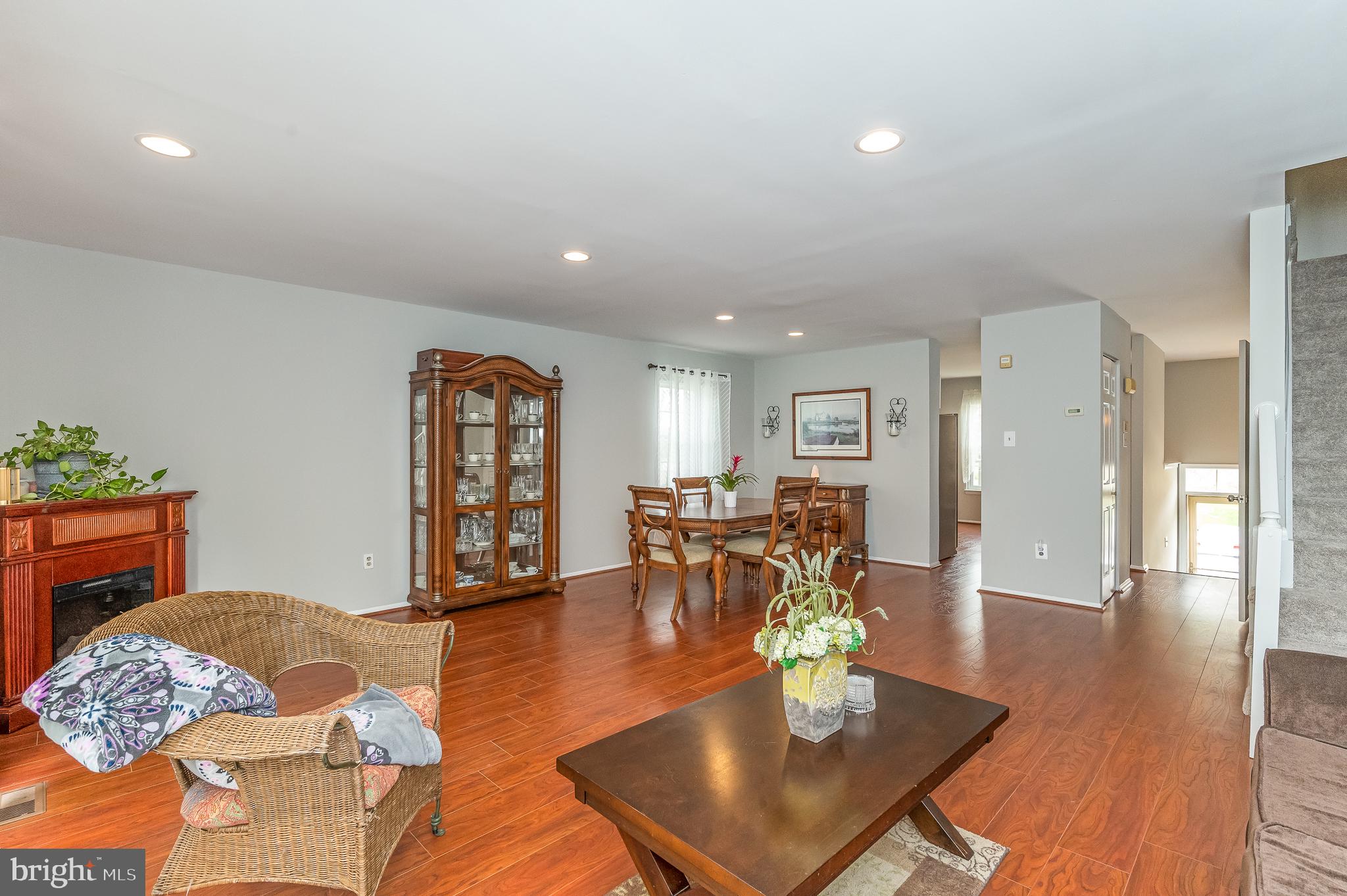 VALLEY CROSSING - Residential