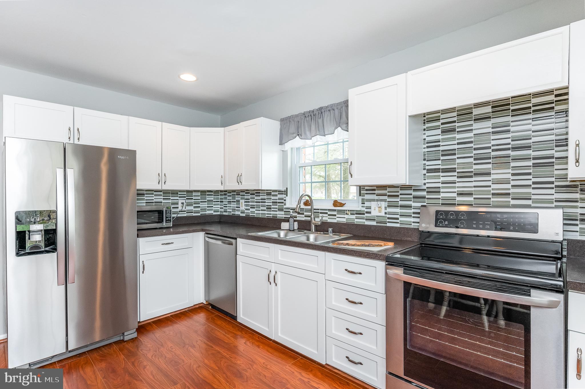 VALLEY CROSSING - Residential