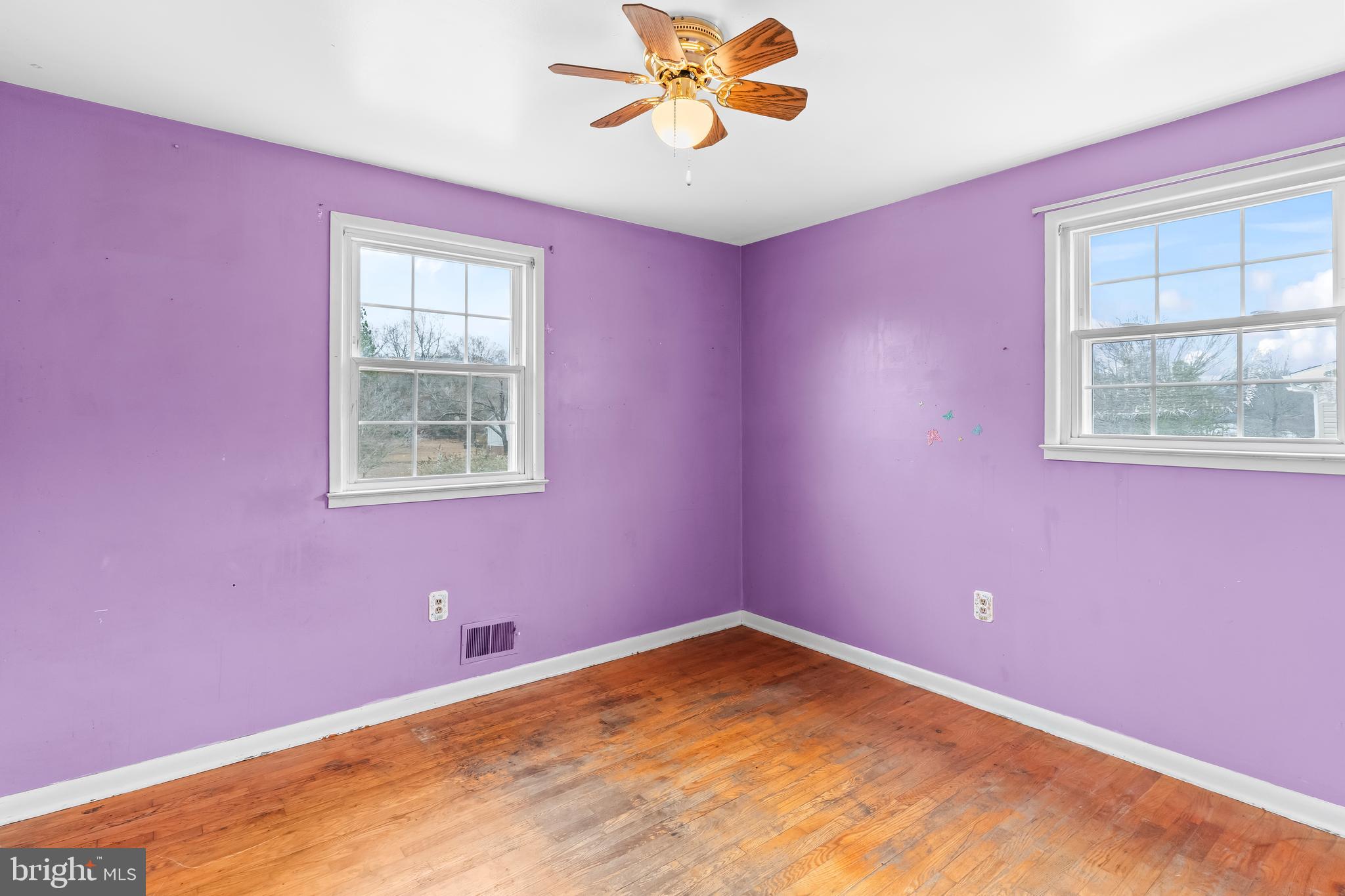 KNOLLAND - Residential