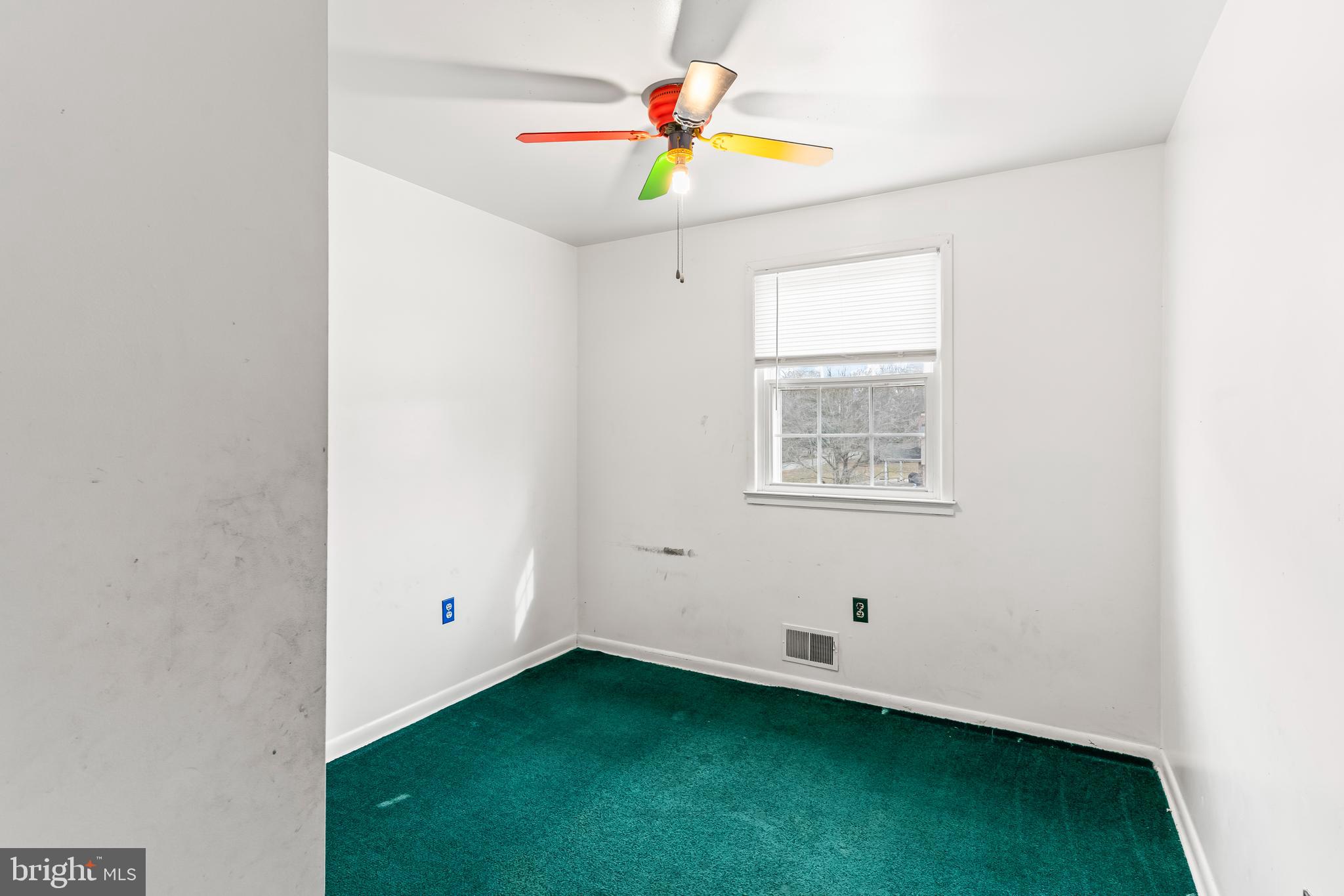 KNOLLAND - Residential