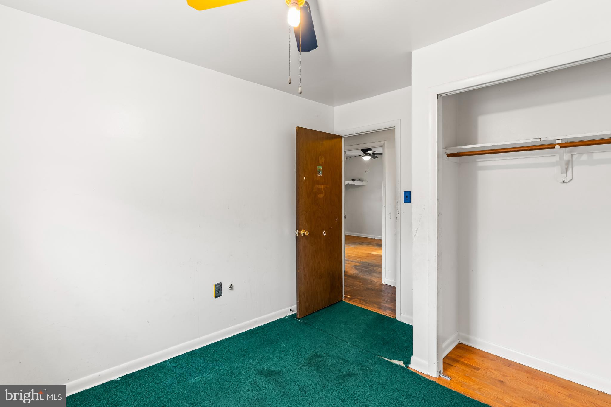 KNOLLAND - Residential