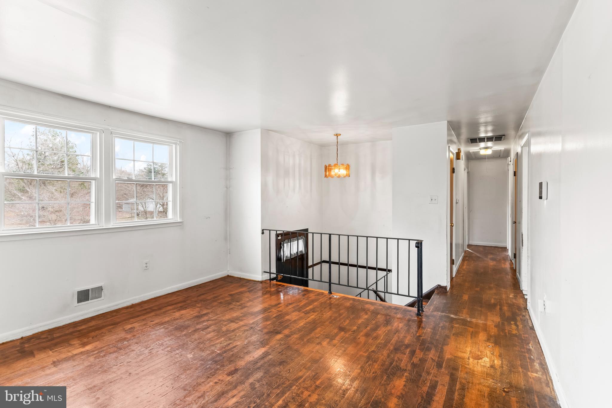 KNOLLAND - Residential